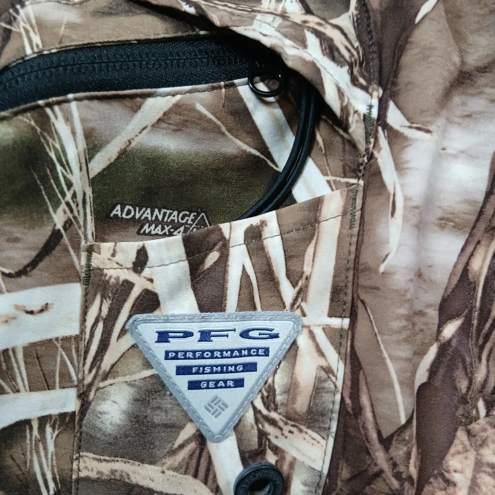Columbia PFG Fishing Shorts Men's 32 RealTree Camo Omni-Shield Performance Cargo